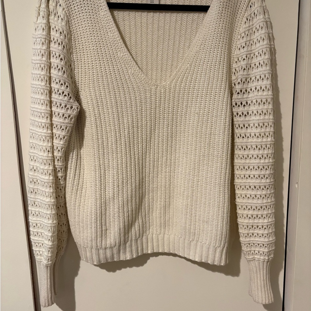 Rachel Zoe V‑Neck Cream Knit Sweater